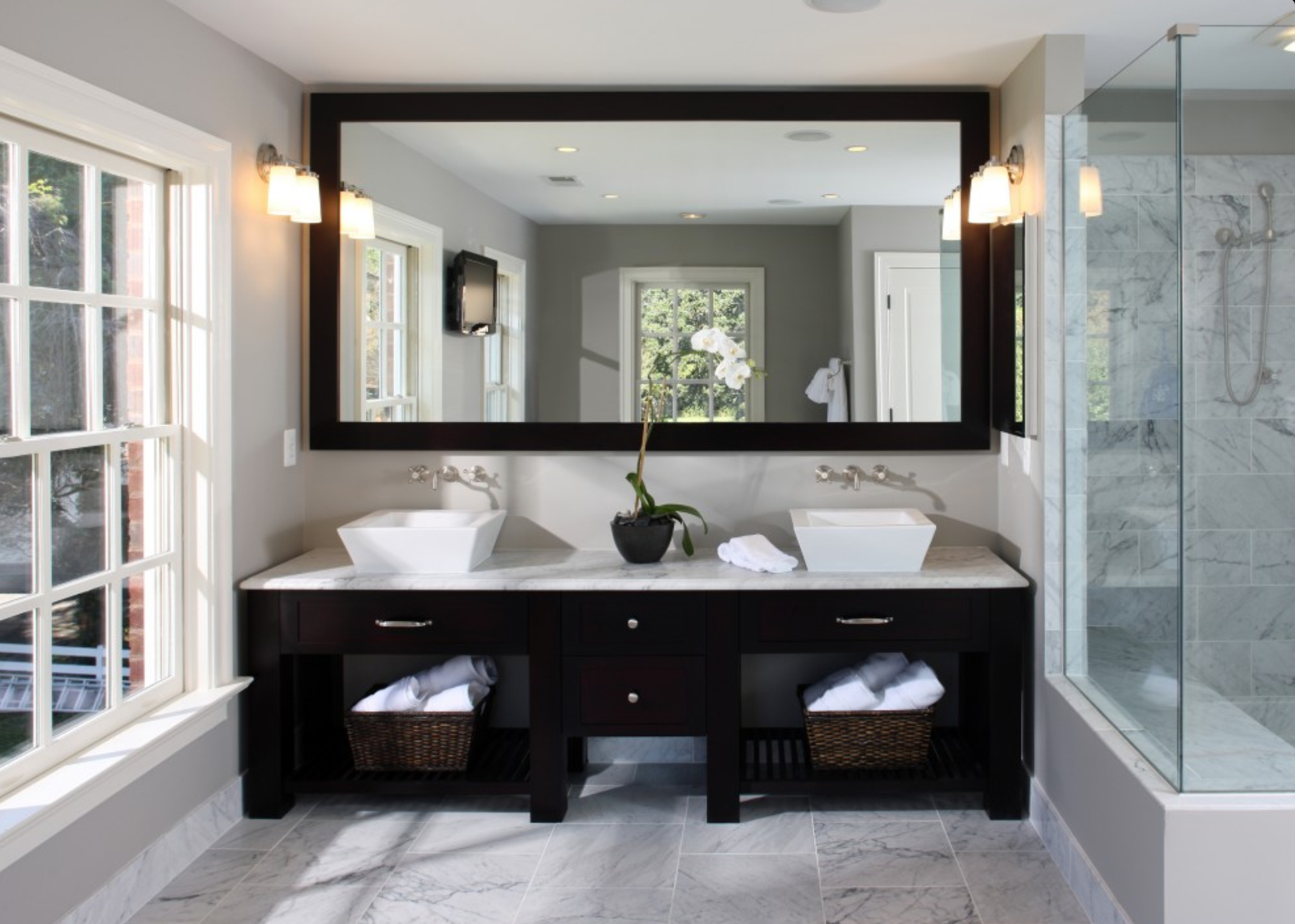 Refresh and Revitalize: Transformative Bathroom Makeovers in Overland Park, KS