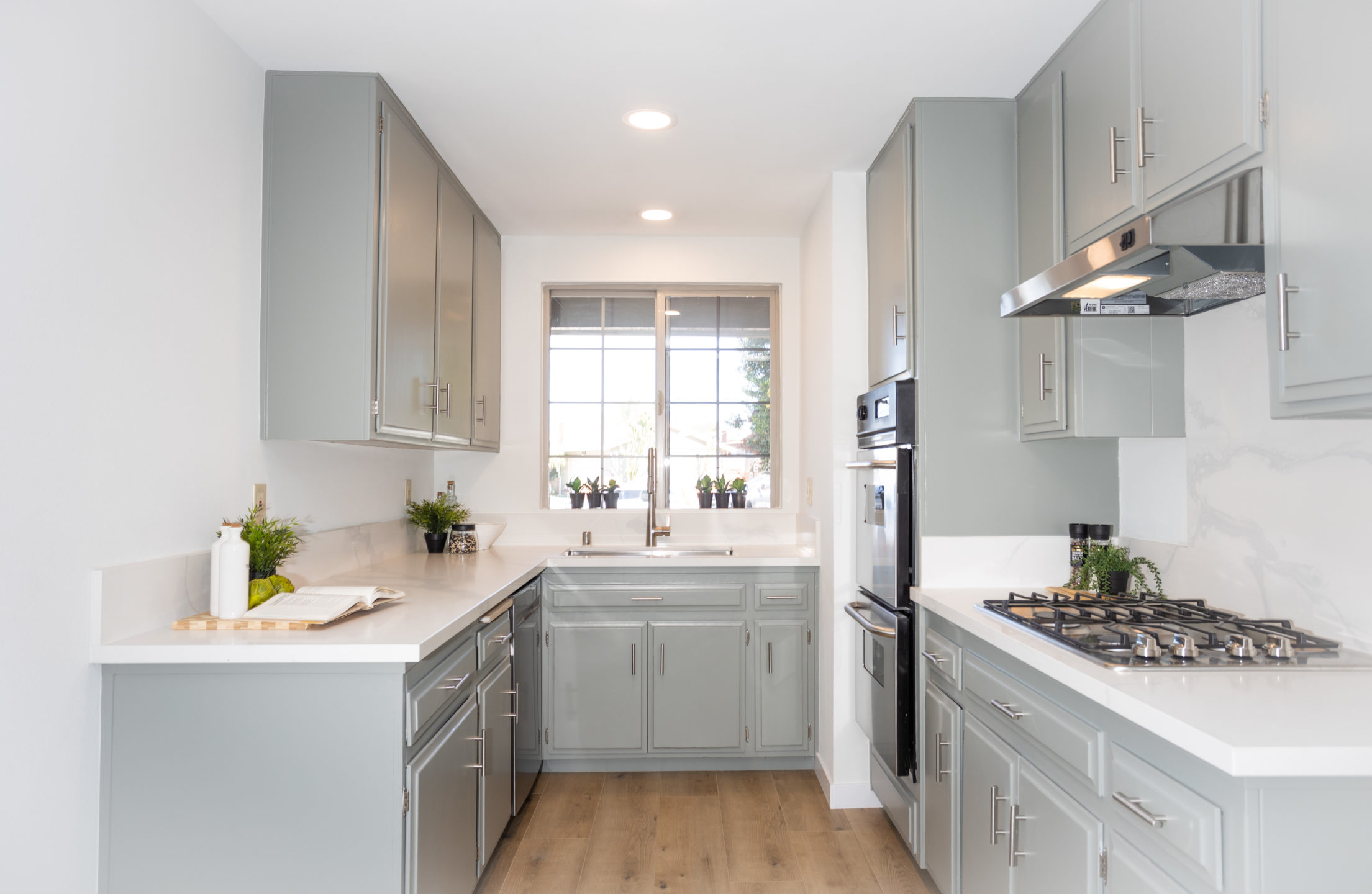 Small Kitchen Renovation Cost in Mission Hills: Budgeting for a Stylish Upgrade
