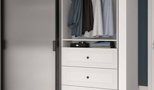 Maximizing Closet Space with Closet Kits with Drawers in Overland Park